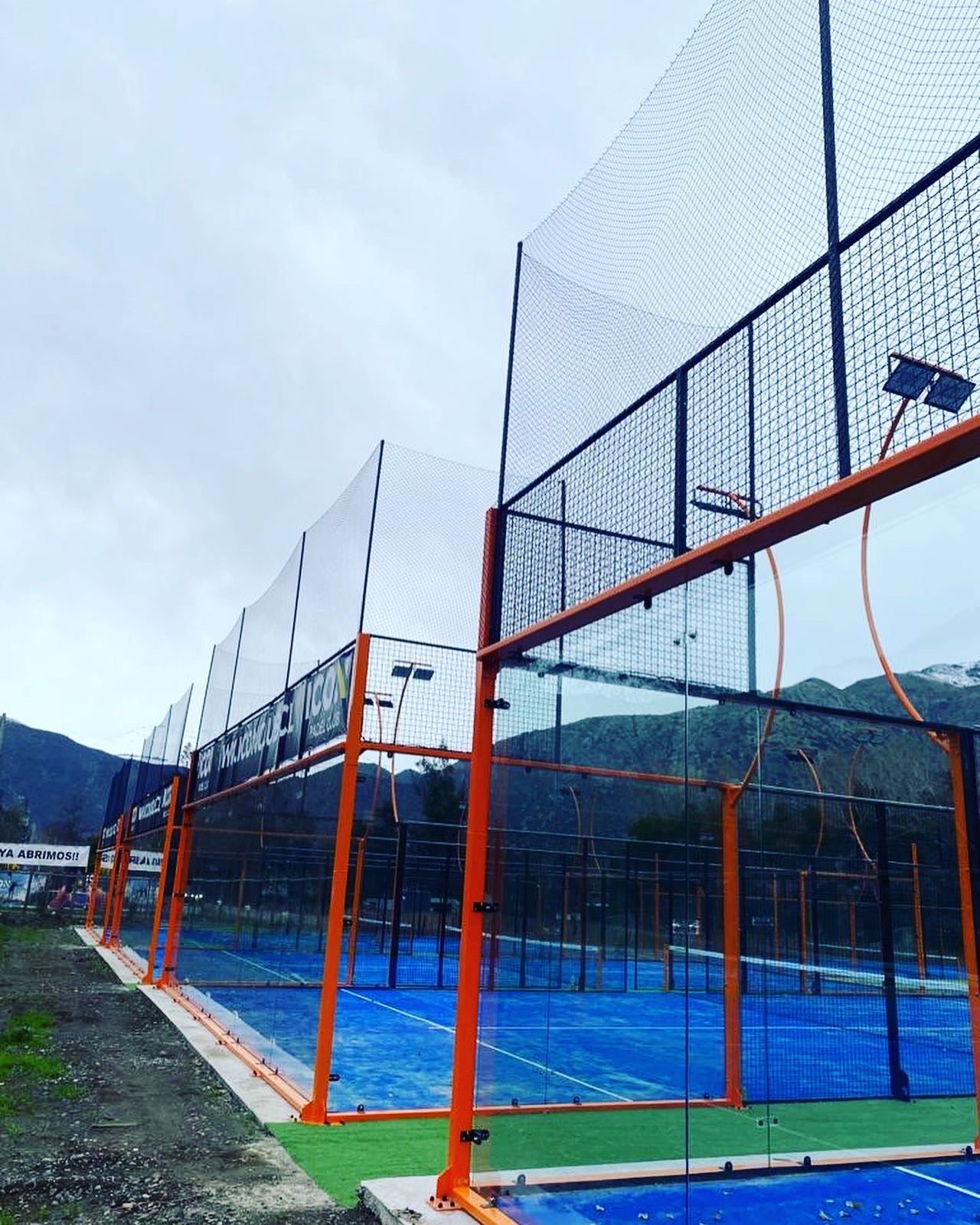 Red atrapa pelotas  para canchas de padel
